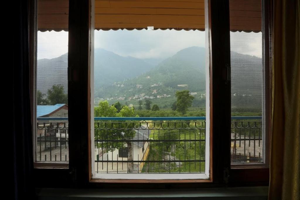 Olive County Resort Manāli Buitenkant foto