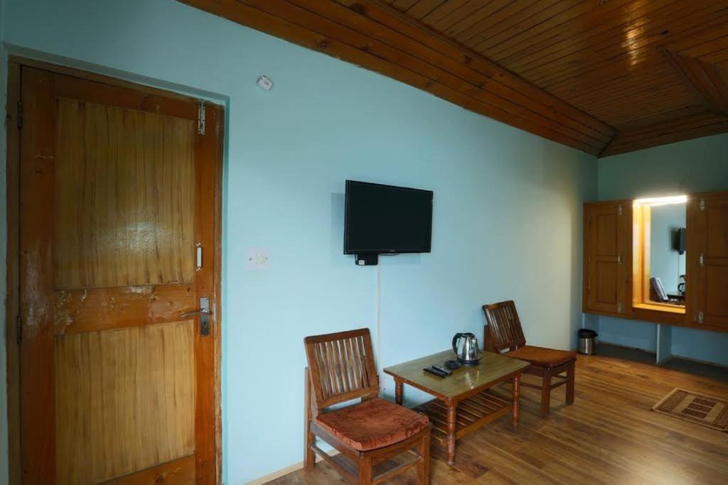 Olive County Resort Manāli Buitenkant foto